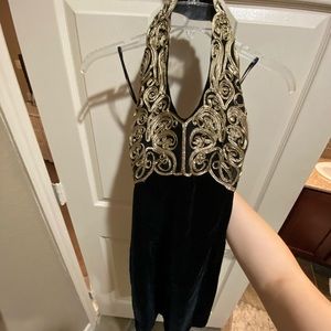 Beautiful 80’s vintage halter neck dress